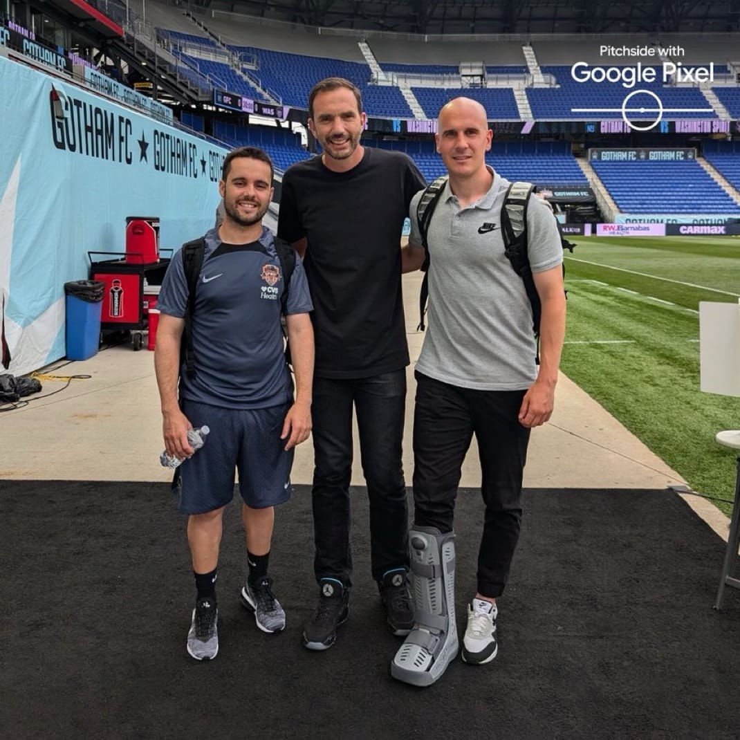 Head Coach Juan Carlos Amoros and Washington Spirit Head Coach Adrián González pre-match photo on field.