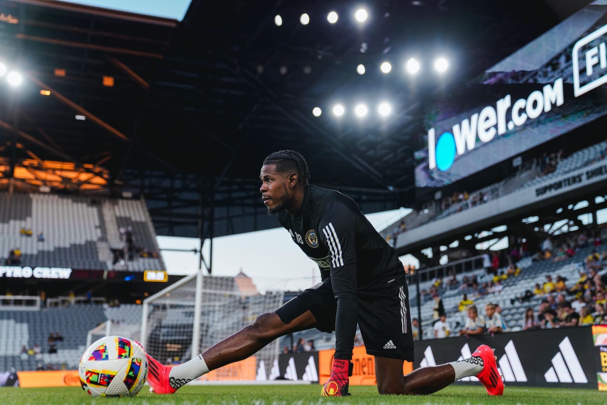 10/5/24 Columbus, Ohio Lower.com field| Andre Blake Pre-match warming up. Mandatory Credit: Philadelphia Union