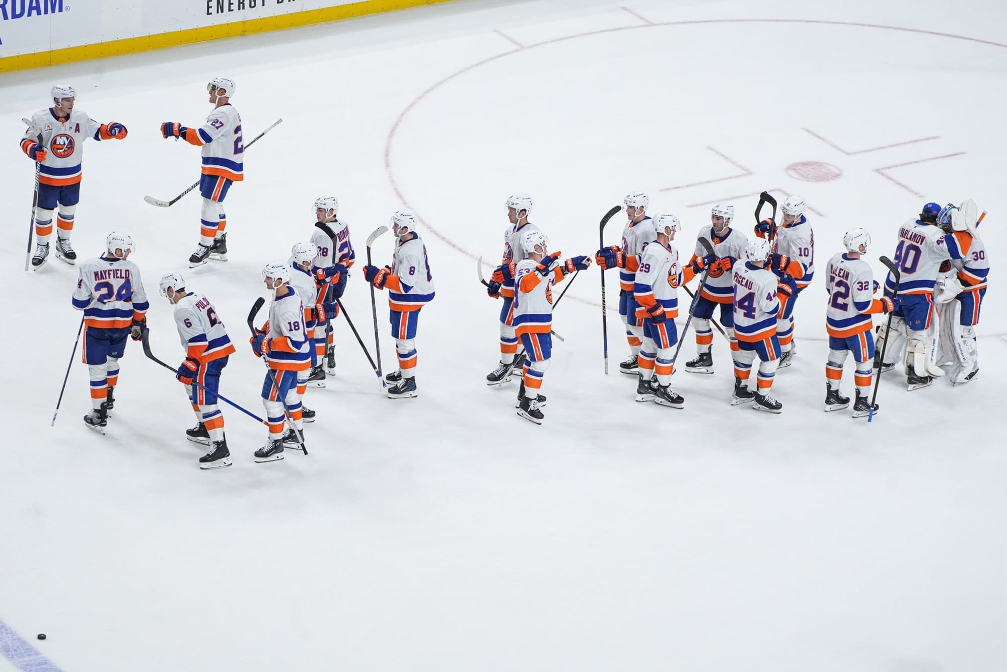 Team celebrates win in Buffalo. Mandatory Credit: NY Islanders
