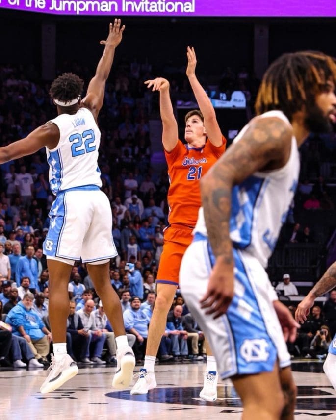12/17/24 Charlotte, NC Spectrum Arena| Florida Forward Alex Condon nailing a three from deep. Mandatory Credit: University of Florida Mens Basketball