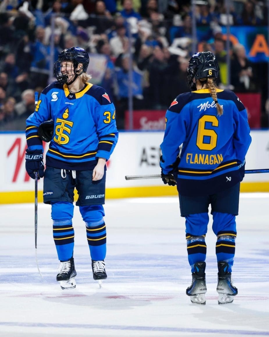 1/25/25 Toronto, Canada Scotiabank Arena| Hannah Miller celebrates her second goal of the game against the NY Sirens. Mandatory Credit: PWHL