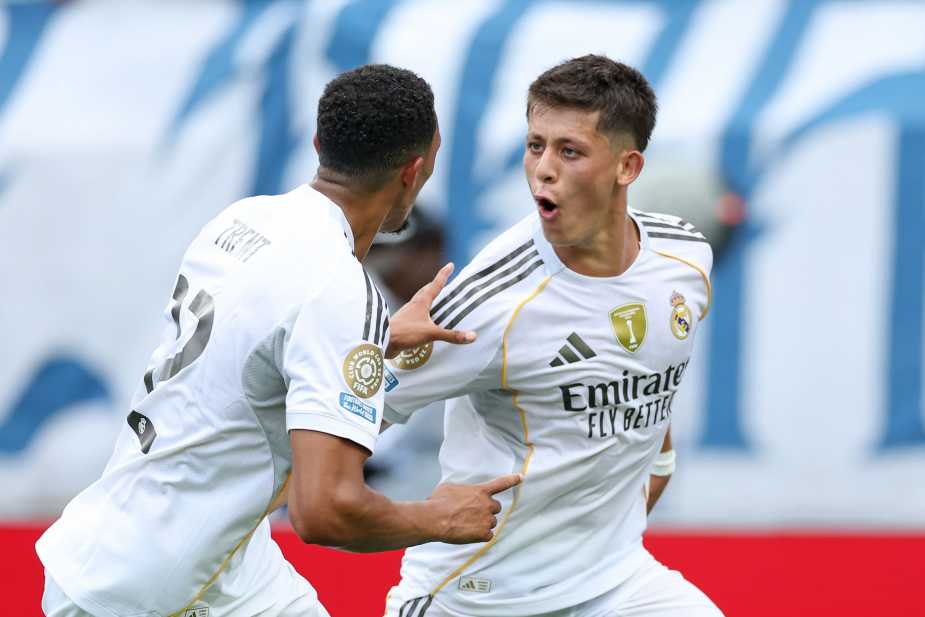 CHARLOTTE, NORTH CAROLINA - JUNE 22: Arda Gueler #15 of Real Madrid C.F. celebrates with Trent Alexander-Arnold #12 after scoring his team's second goal during the FIFA Club World Cup 2025 group H match between Real Madrid CF and CF Pachuca at Bank of America Stadium on June 22, 2025 in Charlotte, North Carolina. (Photo by Andy Lyons - FIFA/FIFA via Getty Images)