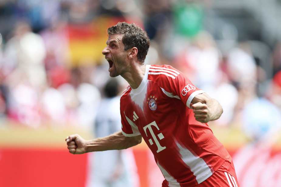 Thomas Mueller #25 of FC Bayern Munchen celebrates scoring his team's tenth goal during the FIFA Club World Cup 2025 group C match between FC Bayern München and Auckland City FC at TQL Stadium