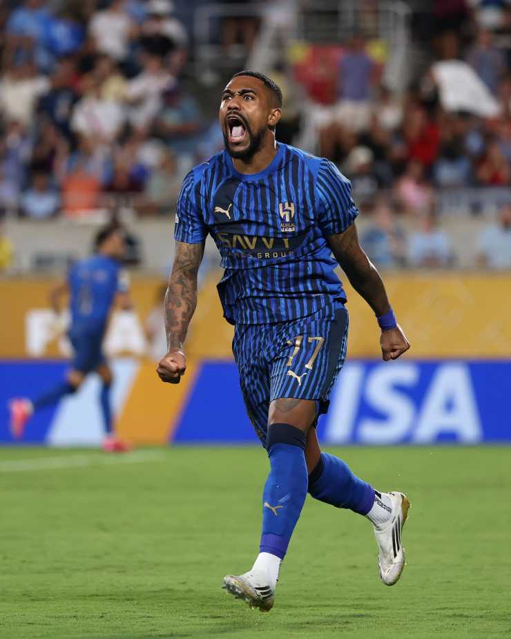 ORLANDO, FLORIDA - JUNE 30: Malcom #77 of Al Hilal celebrates the goal of Marcos Leonardo #11 (not pictured) during the FIFA Club World Cup 2025 round of 16 match between Manchester City and Al-Hilal at Camping World Stadium on June 30, 2025 in Orlando, Florida. (Photo by Justin Setterfield - FIFA/FIFA via Getty Images)