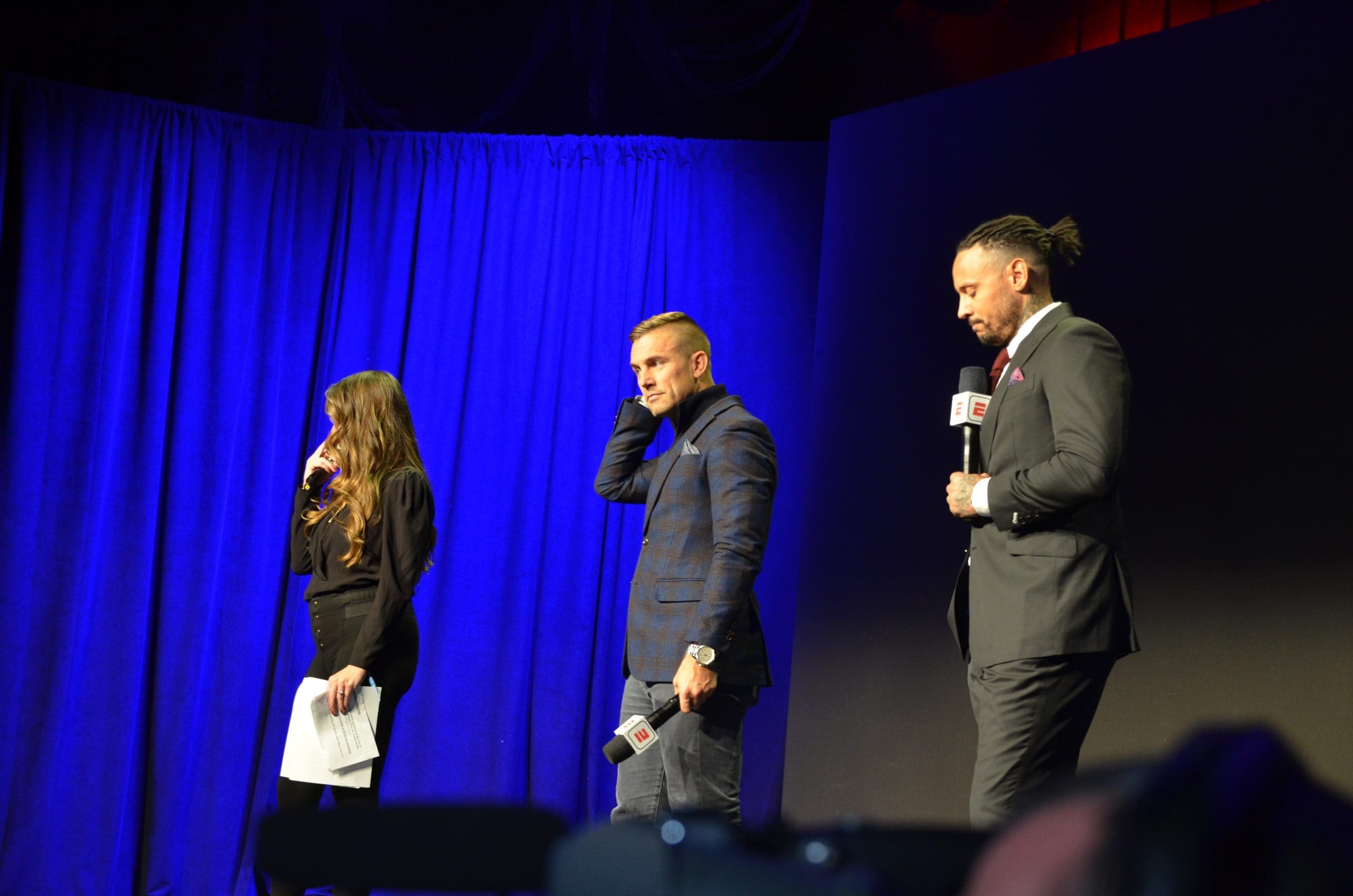 Taylor Twellman getting ready to announce the roster.