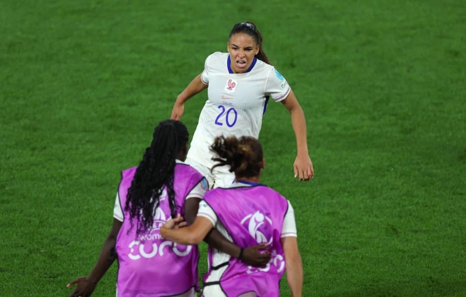 BASEL, SWITZERLAND - JULY 13: Delphine Cascarino of France celebrates scoring her team's third goal during the UEFA Women's EURO 2025 Group D match between Netherlands and France at St. Jakob-Park on July 13, 2025 in Basel, Switzerland. (Photo by Fran Santiago - UEFA/UEFA via Getty Images)