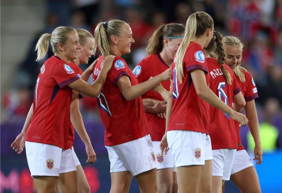 Switzerland Excited for their equalizer Mandatory Credit UEFA.com