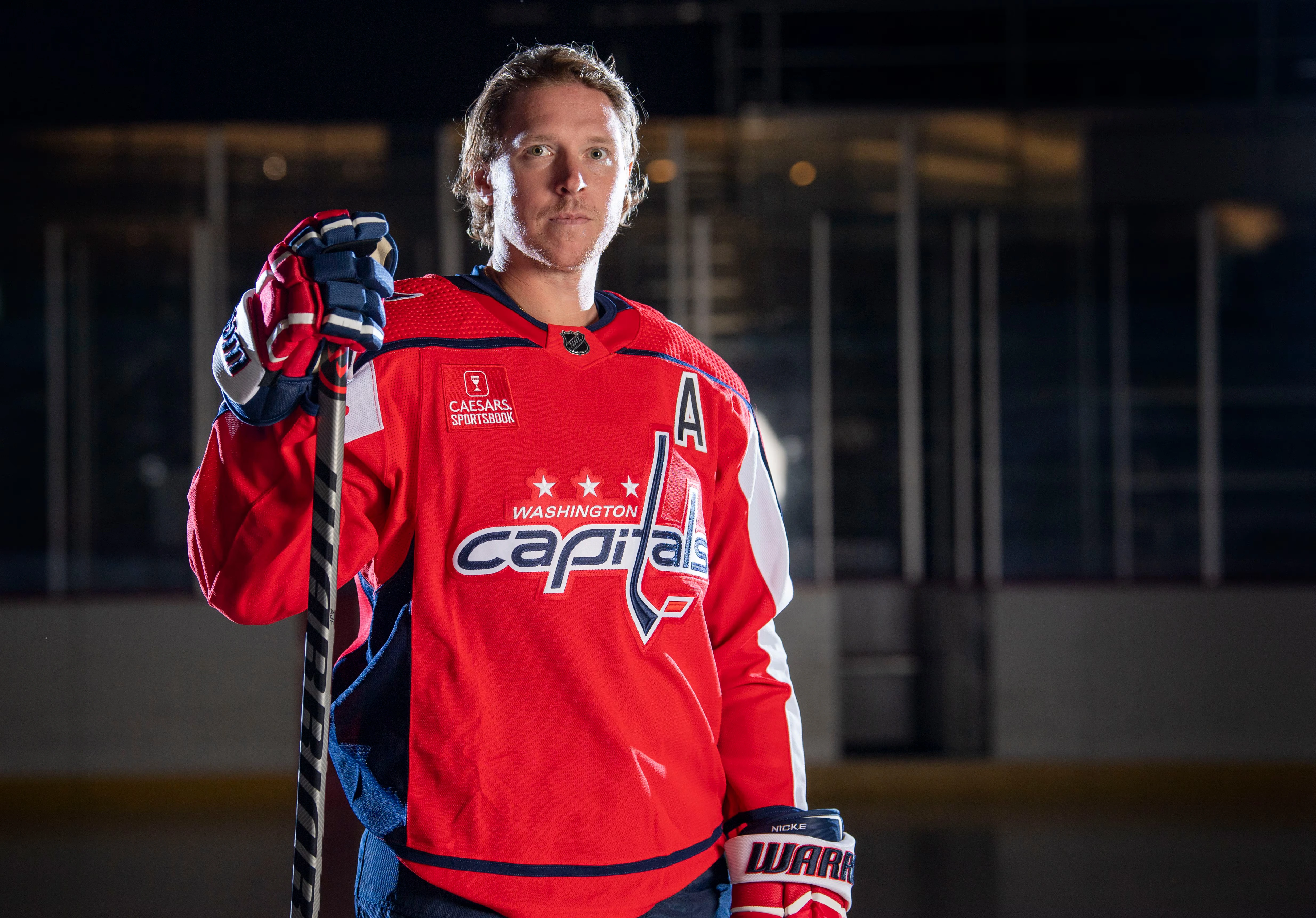 Nicholas Backstrom leaves the NHL