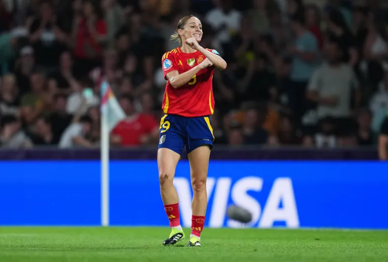 BERN, SWITZERLAND - JULY 03: Esther Gonzalez of Spain celebrates scoring her team's fourth goal during the UEFA Women's EURO 2025 Group B match between Spain and Portugal at Stadion Wankdorf on July 03, 2025 in Bern, Switzerland. (Photo by Aitor Alcalde - UEFA/UEFA via Getty Images)