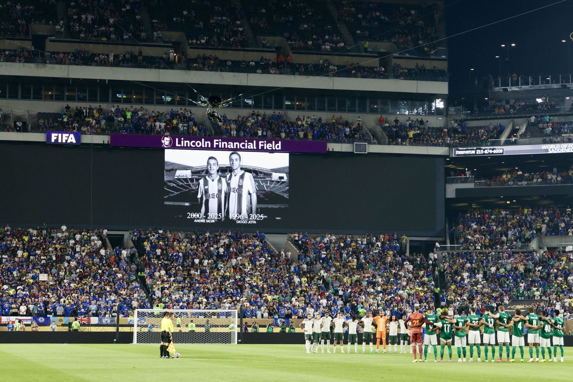 Players from both teams observed a moment of silence in honor of footballers Diogo Jota and his brother André Silva, who tragically passed away on July 3, 2025. The tribute took place prior to the FIFA Club World Cup 2025 quarterfinal match between SE Palmeiras and Chelsea FC.