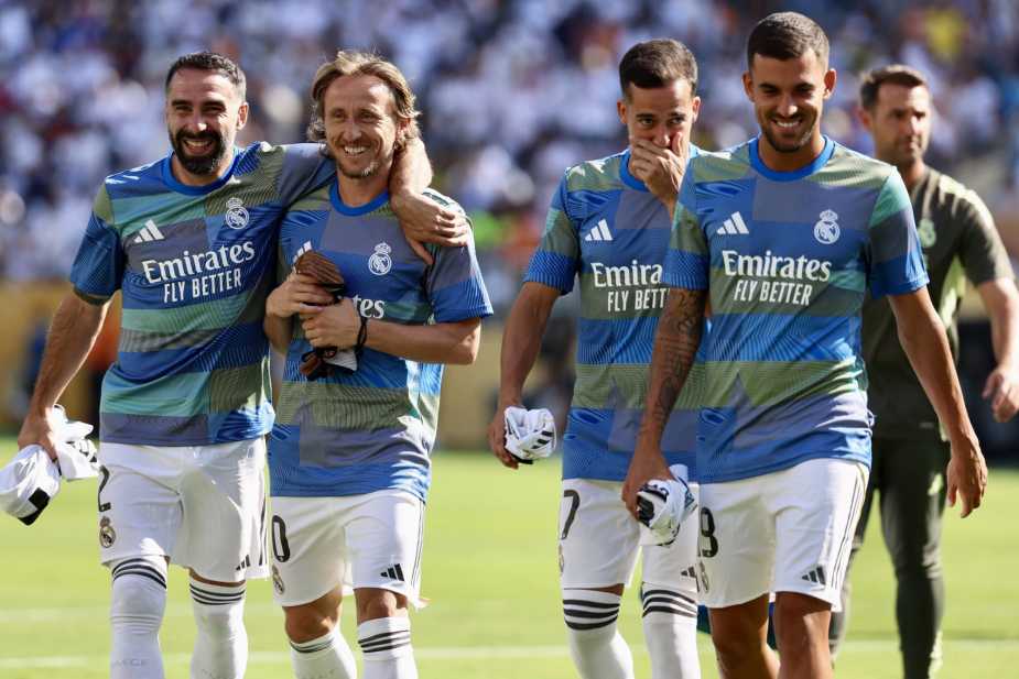7/5/25, East Rutherford, New Jersey, MetLife Real Madrid C.F. players share a laugh ahead of their FIFA Club World Cup 2025 quarterfinal clash against Borussia Dortmund. Mandatory Credit: Bad Dawg Sports/Jose Pichirilo