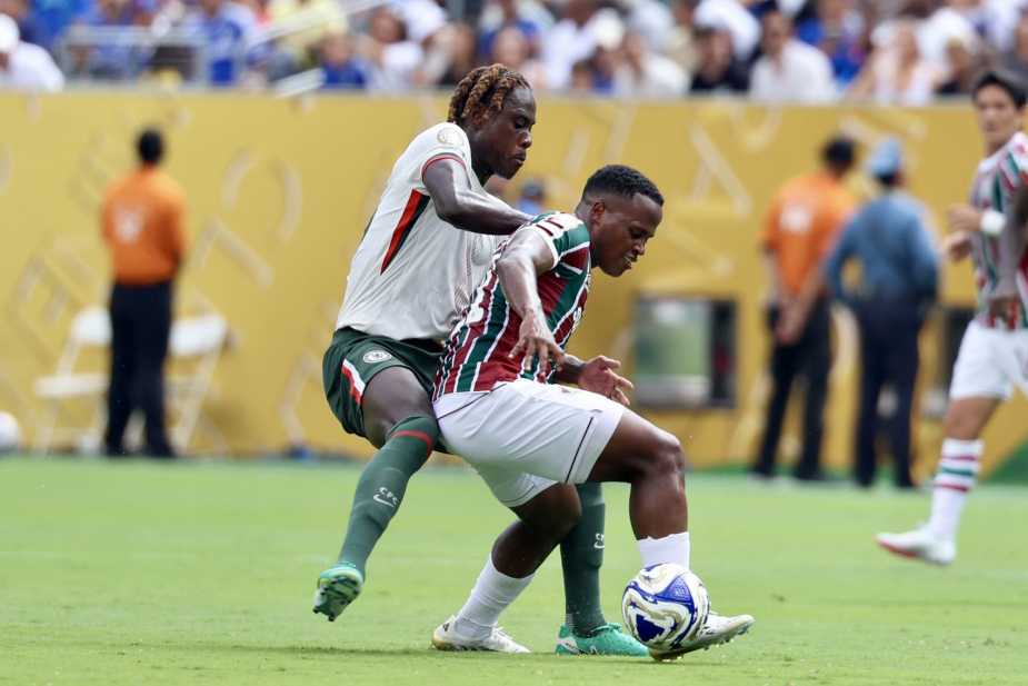 7/8/25, East Rutherford, New Jersey, MetLife Stadium, #21 Jhon Arias of Fluminense is challenged by Chelsea #23 Trevoh Chalobah during the FIFA Club World Cup 2025. Mandatory Credit: Bad Dawg Sports/Jose Pichirilo