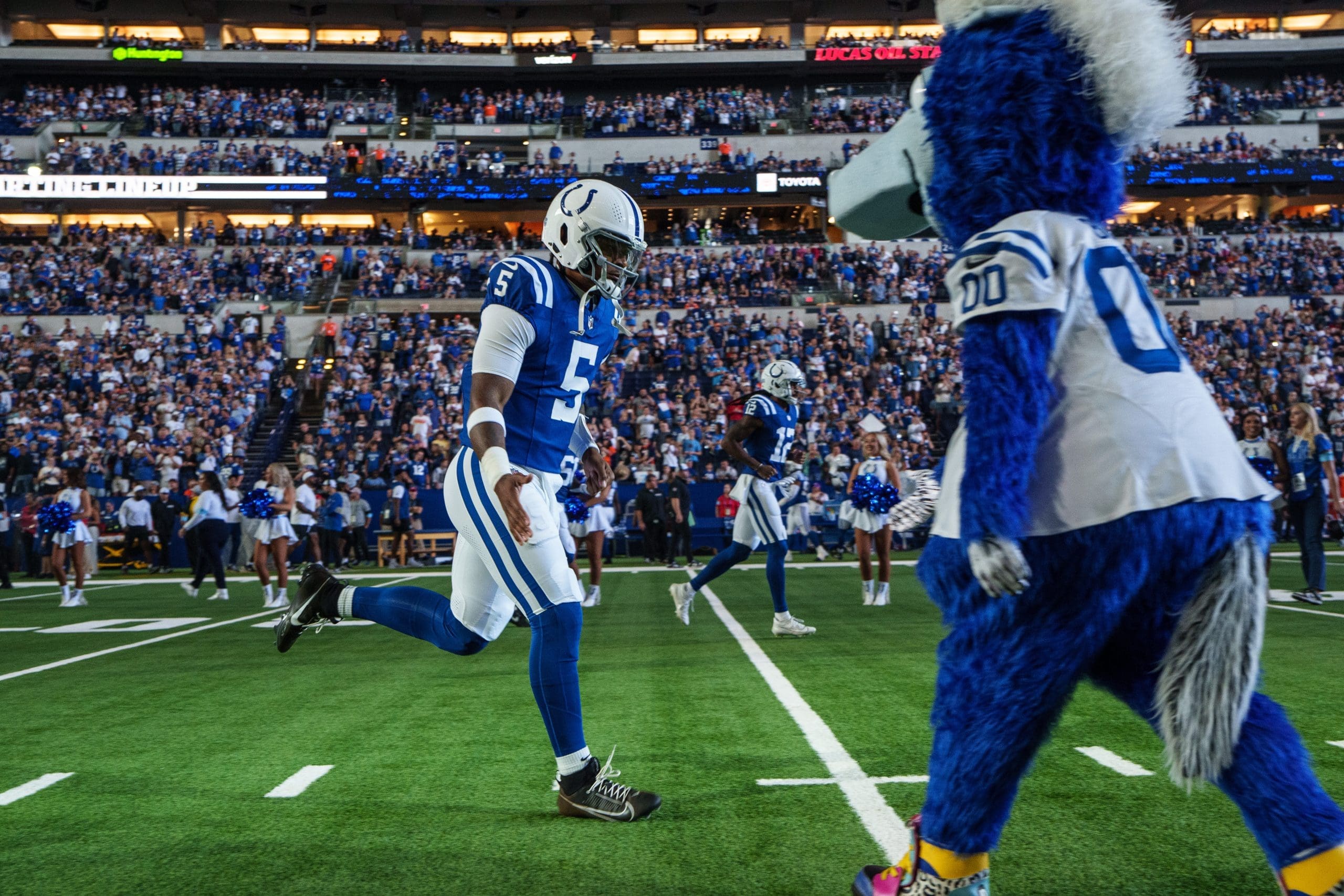 Indianapolis Colts quarterback Anthony Richardson (5) takes the field during an NFL football game on Sunday, August 11, 2024 in Indianapolis, Indiana. (Todd Rosenberg/NFL)