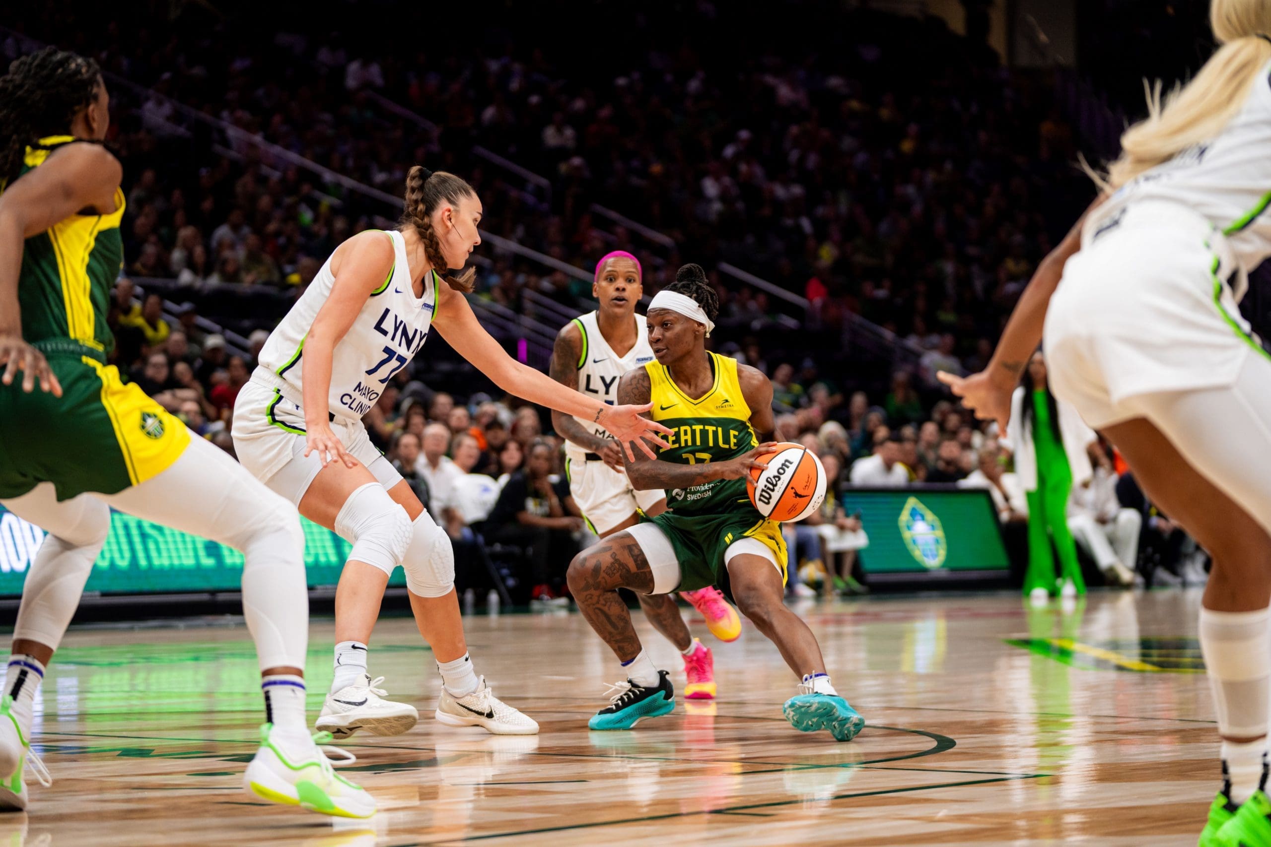 Storm Clouds Forming as Seattle Drops Third Straight