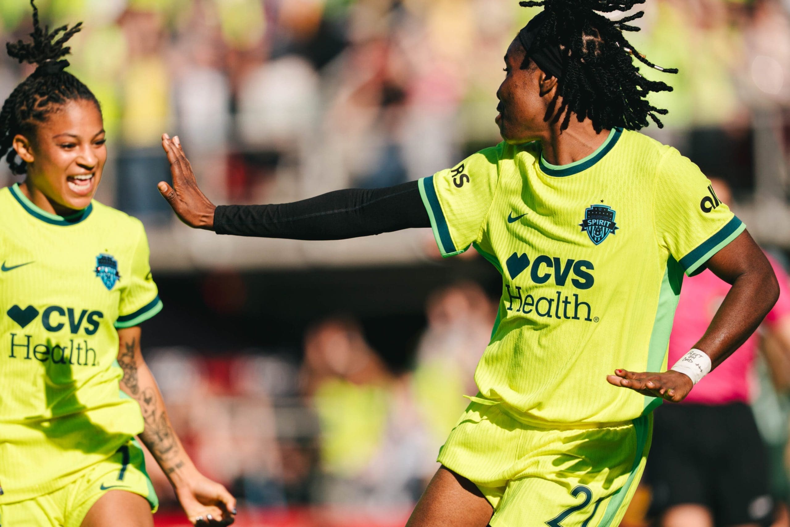 Washington Spirit Advances to NWSL Semifinals with Dramatic Penalty Shootout Victory Over Louisville