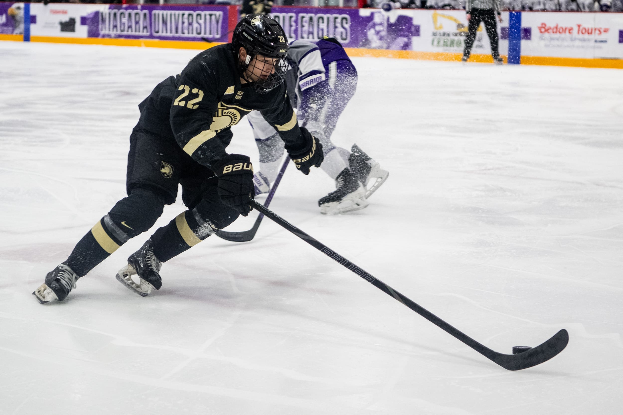 Army Hockey Suffers First Weekend Sweep of Season Following 4-1 Loss to Niagara