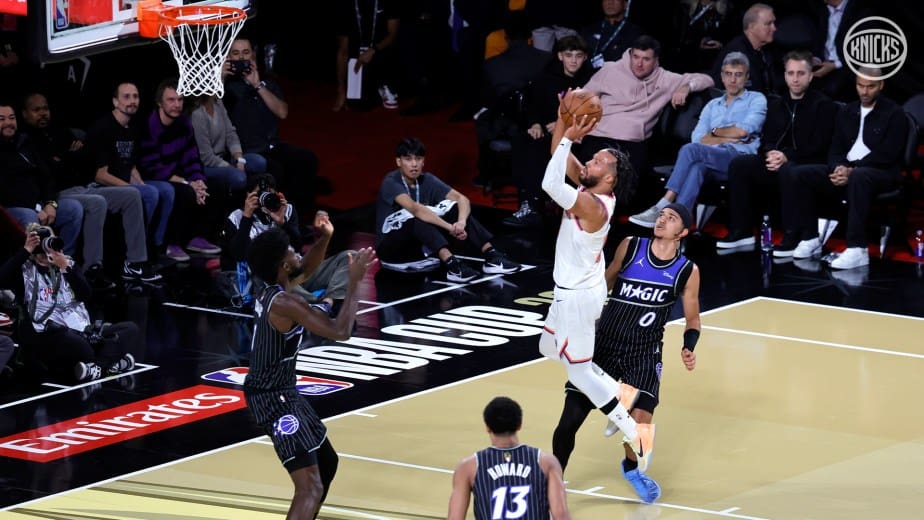 12/13/2025 T-Mobile Arena, Las Vegas, NV., Jalen Brunson Pull Up Jumper. Mandatory Credit: New York Knicks