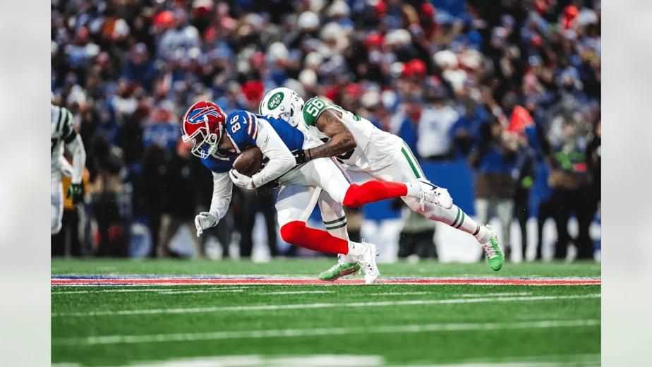 1/4/2026 Highmark Stadium, Orchard Park, NY., Quincy Williams makes the tackle. Mandatory Credit: New York Jets