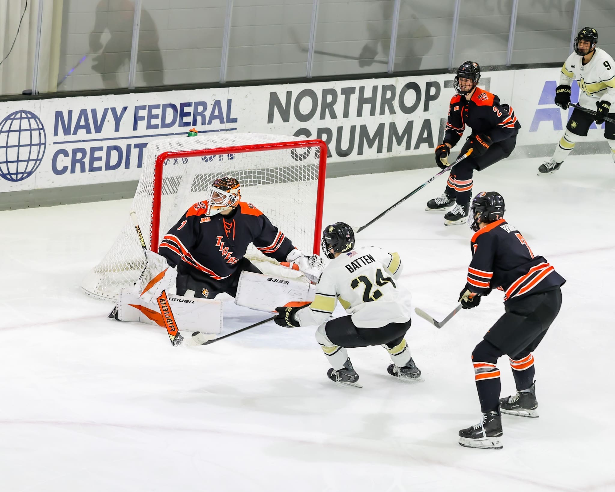 Army Wins Series Against RIT Despite Overtime Loss to the Tigers