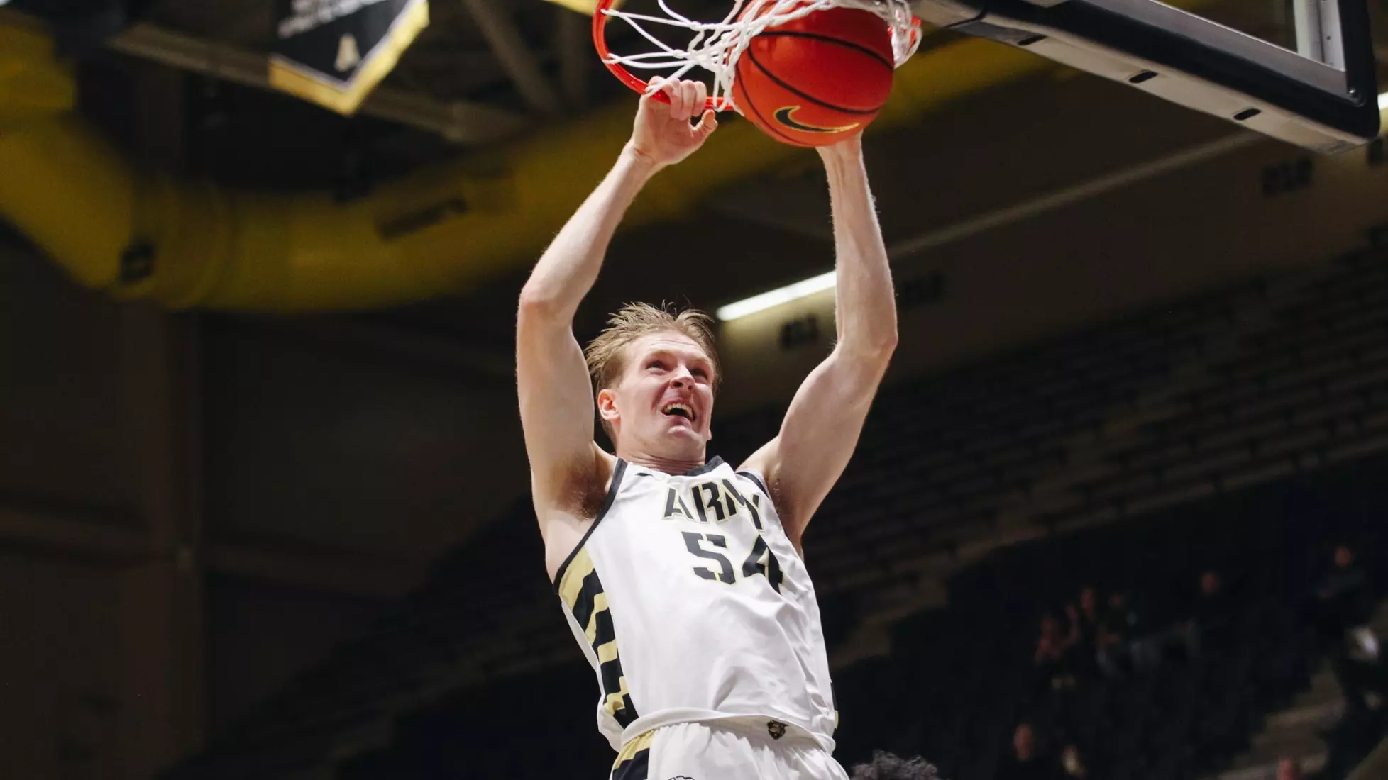 Army Men’s Basketball Robbed at The End on Senior Day as Lafayette Escapes, 63-60