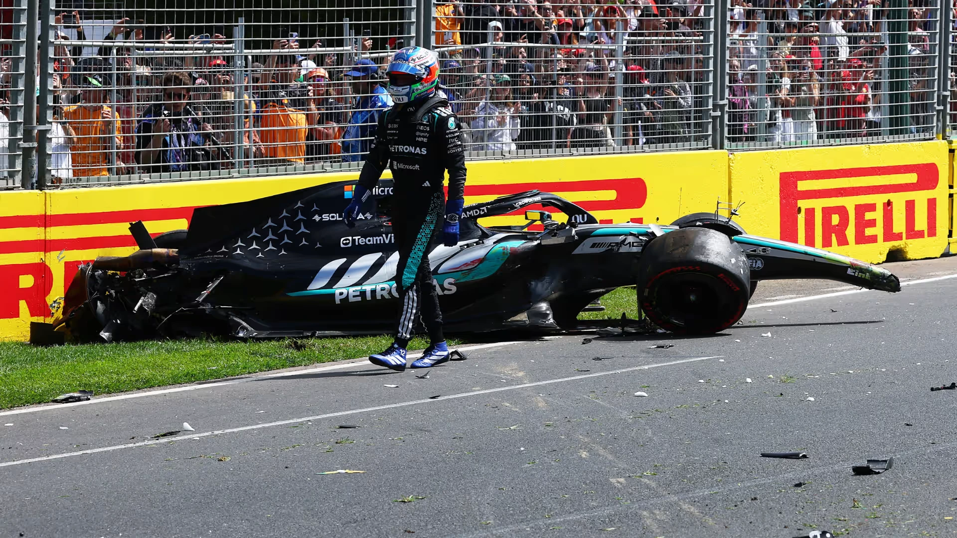 Mercedes rookie Kimi Antonelli crashes heavily late in FP3 at the Australian Grand Prix, leaving his crew with major repair work before qualifying. Mandatory Credit: F1.