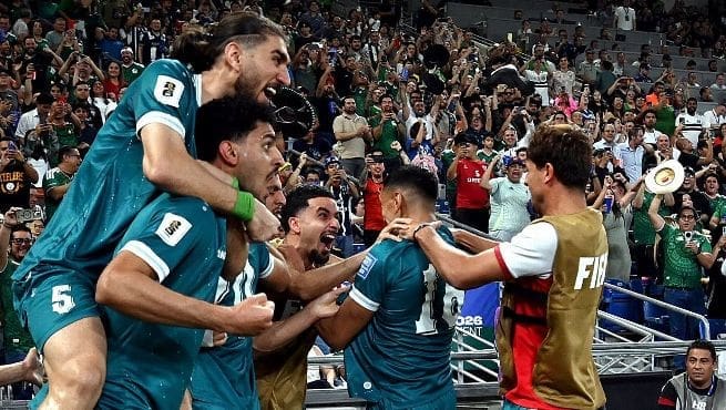 Iraq wins their playoff match with their countrymen