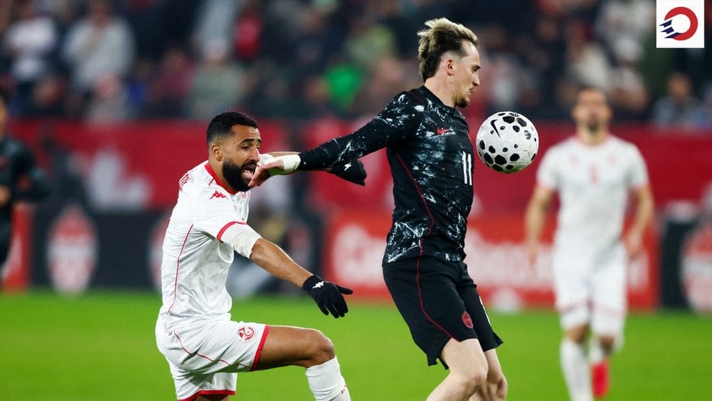 3/31/2026 BMO Field, Toronto, On., Liam Miller defending the ball. Mandatory Credit: One Soccer Canada.