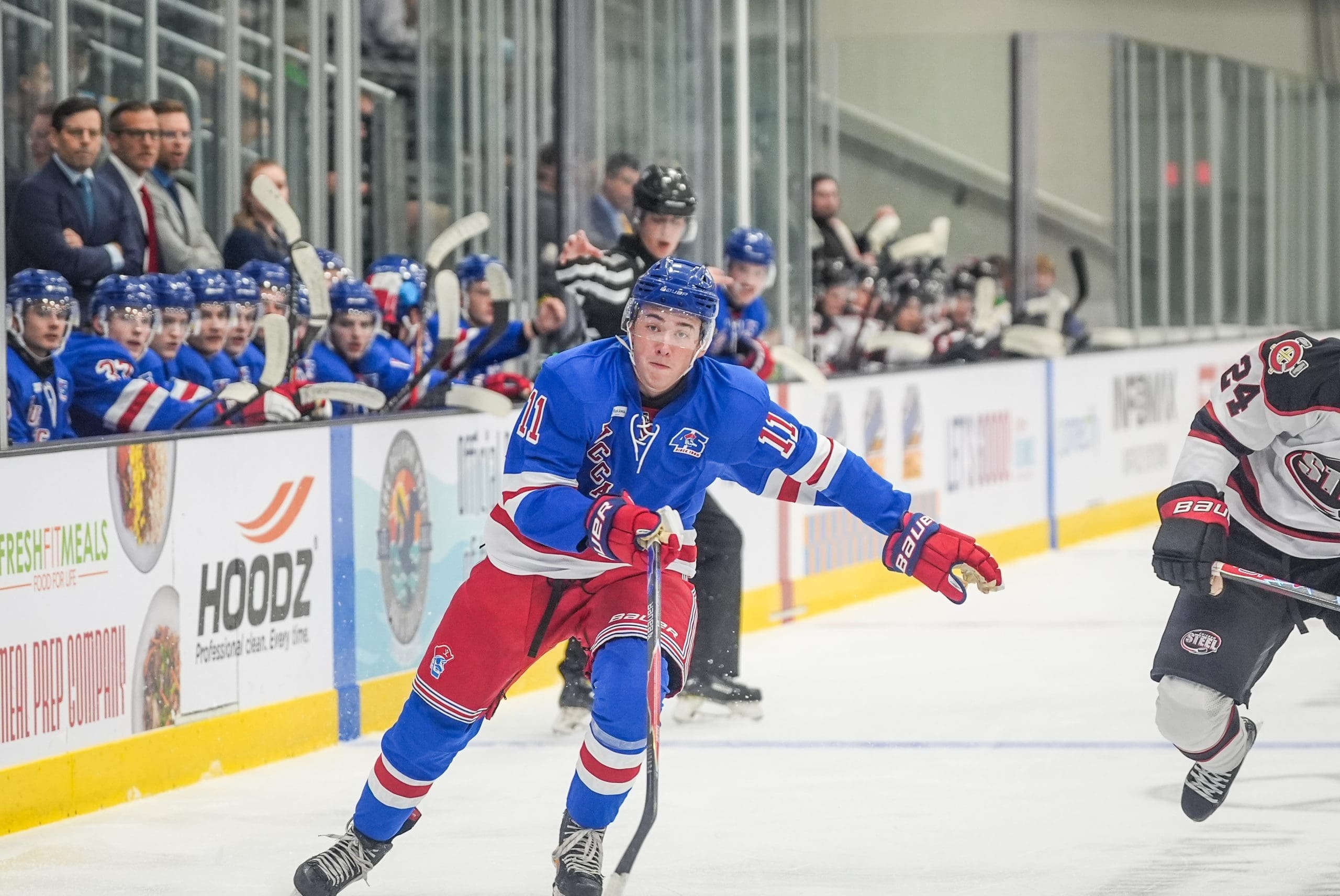 Rhys Wallin playing for the Des Moines Buccaneers; 10/04/25; Photo Credit: Des Moines Buccaneers