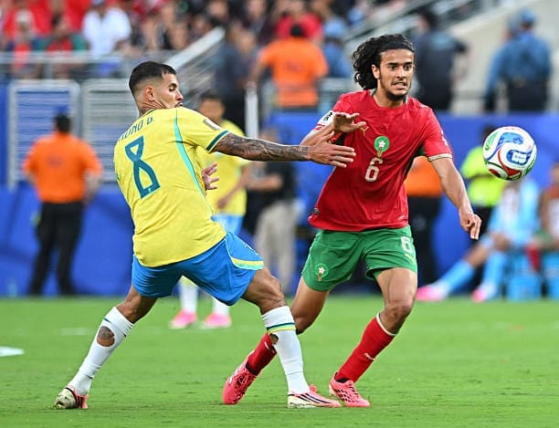 Bruno Guimarães and Ayyoub Bouaddi battles