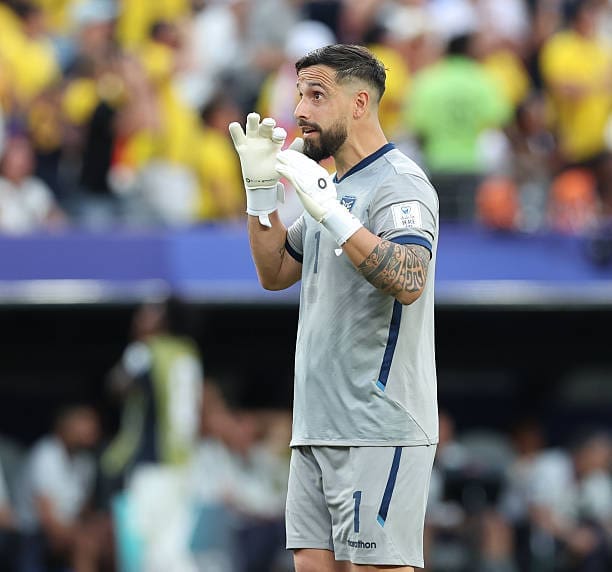 Ecuador's goalkeeper Hernan Galindez reacts after his side had hit the crossbar during the FIFA World Cup 2026.